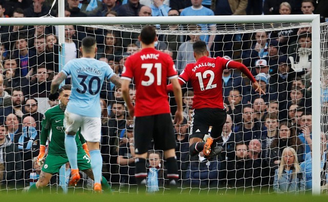 Ngược dòng khó tin, M.U cản Man City vô địch sớm - ảnh 20