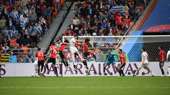 Uruguay hạ Ai Cập bằng bàn thắng ở phút 89 - ảnh 21