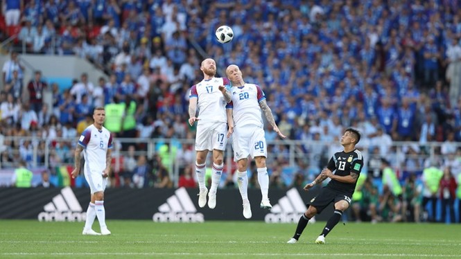 Messi đá hỏng phạt đền, Argentina bị Iceland cầm hòa - ảnh 19