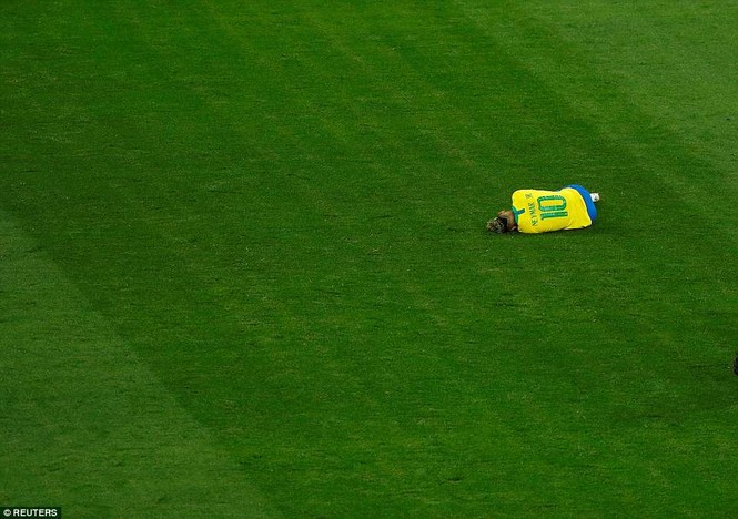 BÌNH LUẬN WORLD CUP Brazil: Tàu tốc hành về mặt đất - ảnh 1