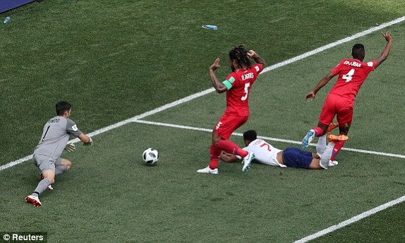 Anh vào vòng 1/8 World Cup sau màn 'dội bom' kinh hoàng - ảnh 23