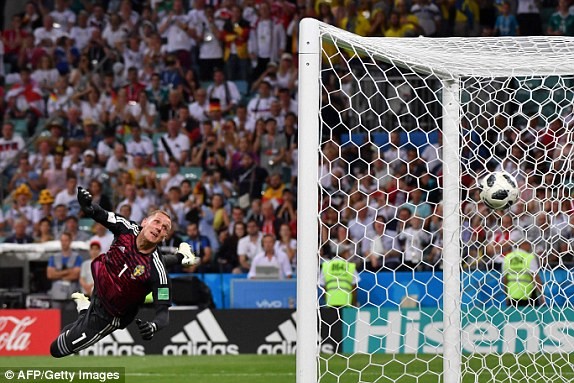 Toni Kroos ghi tuyệt phẩm, giải cứu tuyển Đức khỏi 'cửa tử' - ảnh 36