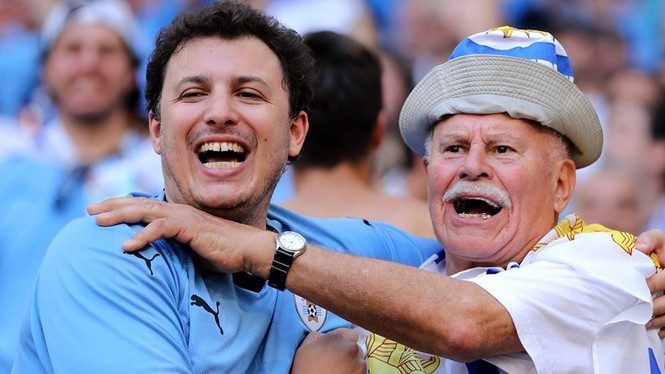 Uruguay thắng '3 sao' chủ nhà Nga, giành ngôi đầu bảng - ảnh 20