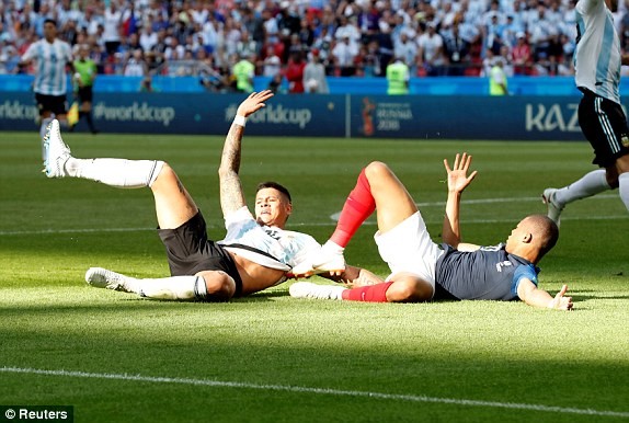 Mbappe lập cú đúp, Pháp vượt qua Argentina tiến vào tứ kết - ảnh 19
