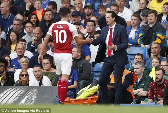 Marcos Alonso tỏa sáng, Chelsea hạ Arsenal ở derby London - ảnh 23