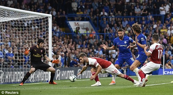 Marcos Alonso tỏa sáng, Chelsea hạ Arsenal ở derby London - ảnh 24