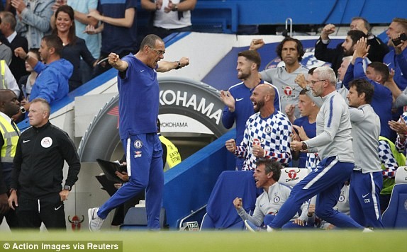 Marcos Alonso tỏa sáng, Chelsea hạ Arsenal ở derby London - ảnh 26