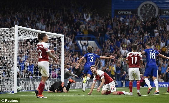 Marcos Alonso tỏa sáng, Chelsea hạ Arsenal ở derby London - ảnh 25