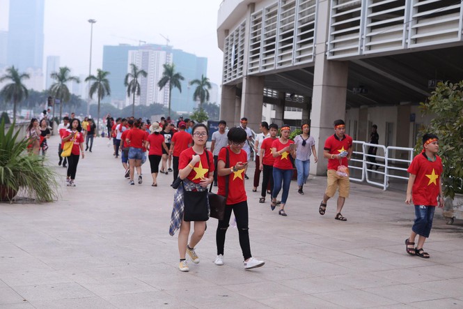 Olympic Việt Nam đã về tới sân bay Nội Bài - ảnh 6