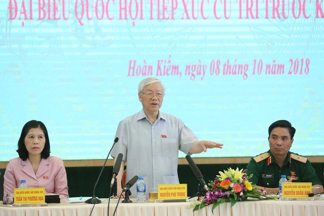 Hình ảnh Tổng Bí thư Nguyễn Phú Trọng tiếp xúc cử tri Hà Nội - ảnh 4