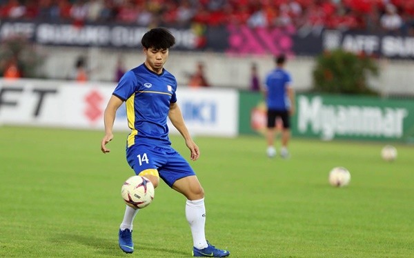 Myanmar vs. Vietnam (0-0, 1st half): Van Duc finishing in the place forbidden - Picture 6