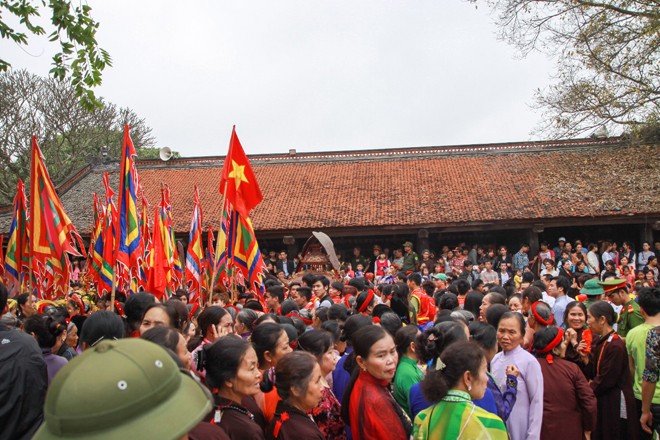 Kỳ thú nghi thức xoay kiệu ở chùa Đậu - ảnh 7