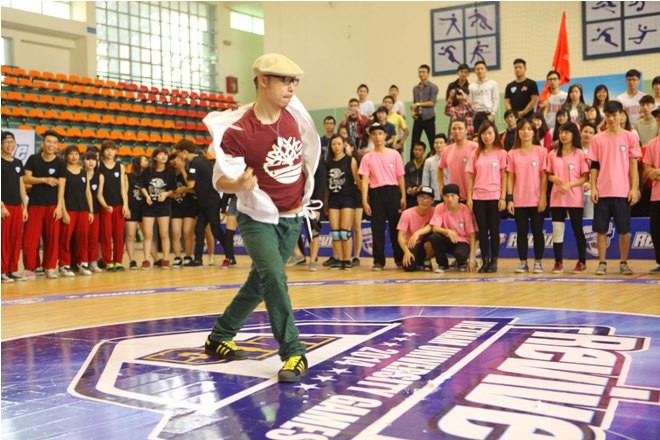 Nhảy đối kháng VUG 2014: Đậm chất sinh viên - ảnh 4