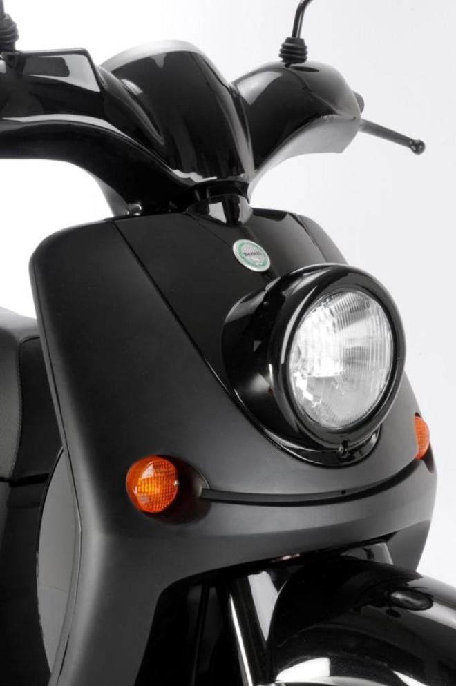 Benelli chuẩn bị tung 'bão' xe tay ga - ảnh 5