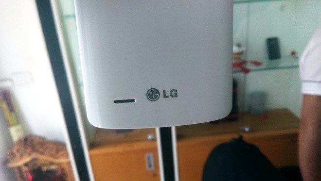 Trên tay 'siêu phẩm' LG G3 - ảnh 6