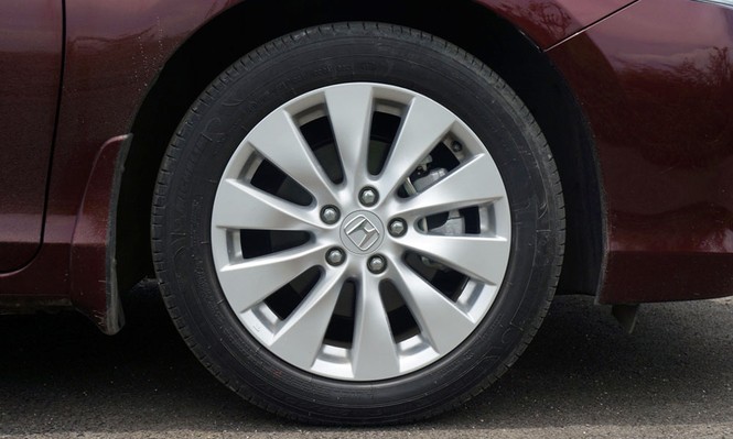 Nhìn gần Honda Accord 2014 có hấp dẫn? - ảnh 10
