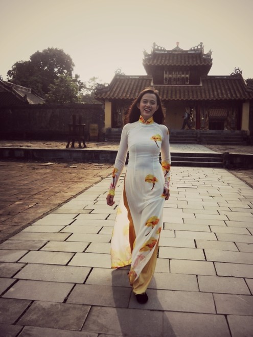 Thiếu nữ Huế dự thi Hoa hậu Việt Nam - ảnh 7