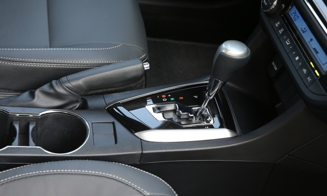 Nhìn gần 'vũ khí chiến lược' Corolla Altis bản 1.8G của Toyota - ảnh 13