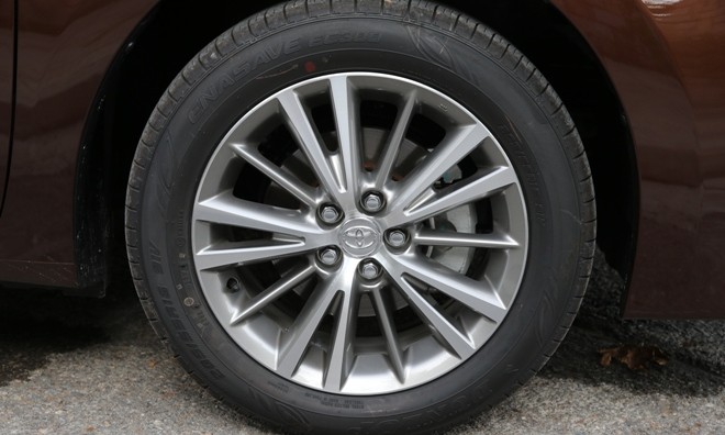 Nhìn gần 'vũ khí chiến lược' Corolla Altis bản 1.8G của Toyota - ảnh 6