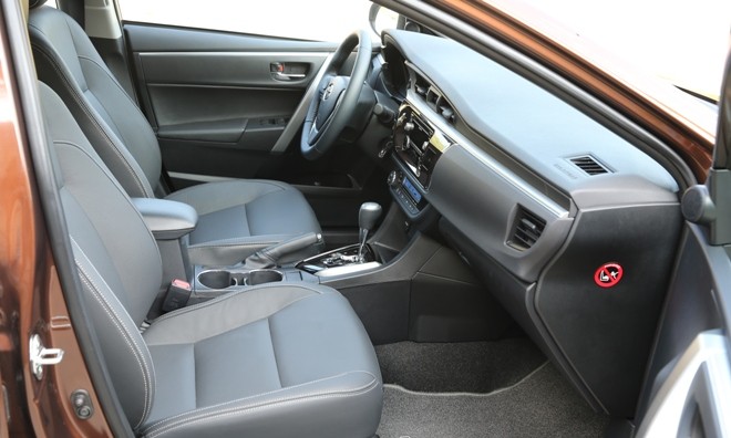 Nhìn gần 'vũ khí chiến lược' Corolla Altis bản 1.8G của Toyota - ảnh 9