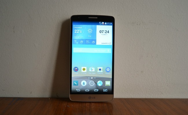Loạt smartphone mất giá đầu năm 2015 - ảnh 2