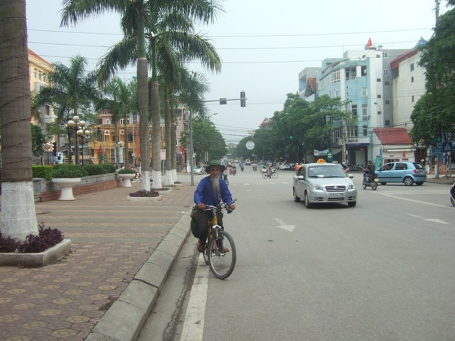 Cụ già 76 tuổi đạp xe xuyên Việt từ Cà Mau đến Lạng Sơn - ảnh 3