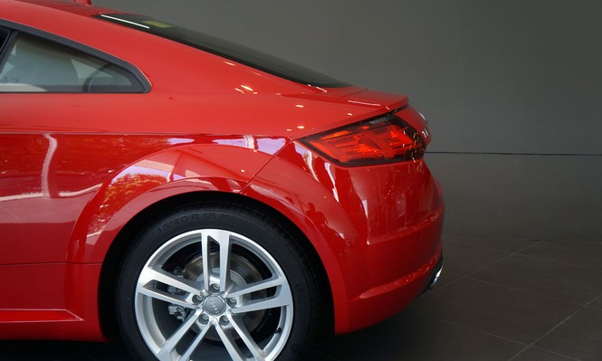 Cận cảnh vẻ gợi cảm của Audi TT Coupe vừa 'cập bến