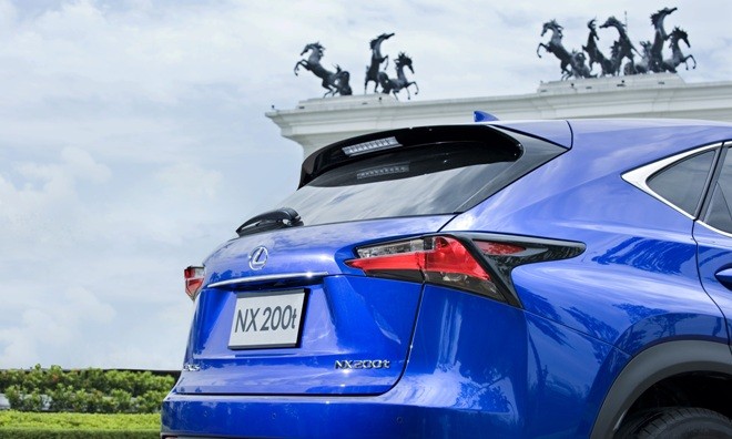 Cận cảnh 'nhan sắc' Lexus NX200t, giá 2,4 tỷ đồng - ảnh 10