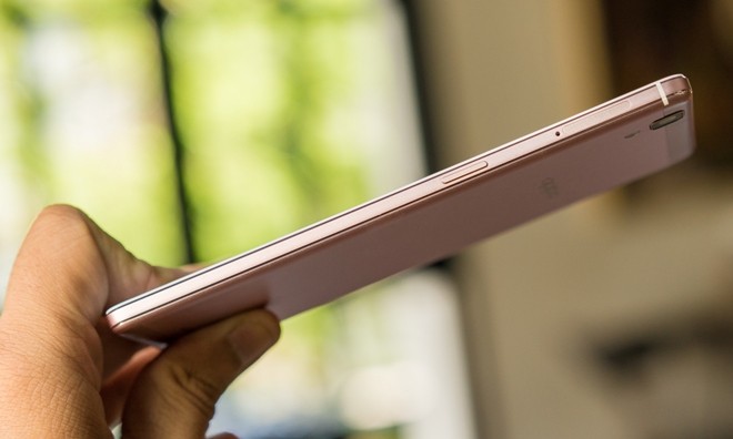 Trên tay Oppo R7s sở hữu RAM 4GB - ảnh 8