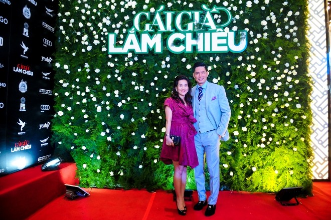 Bình Minh tổ chức 'đám cưới' hoành tráng với Diễm My 9X - ảnh 1