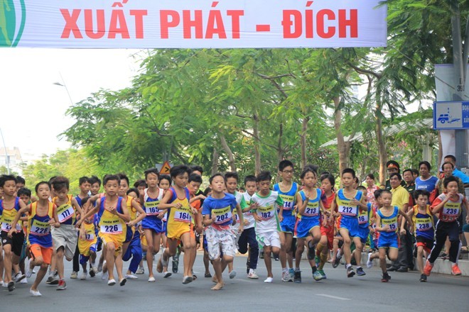 1.200 vận động viên trẻ tham gia giải Việt dã chào mừng Lễ 30/4 - ảnh 6