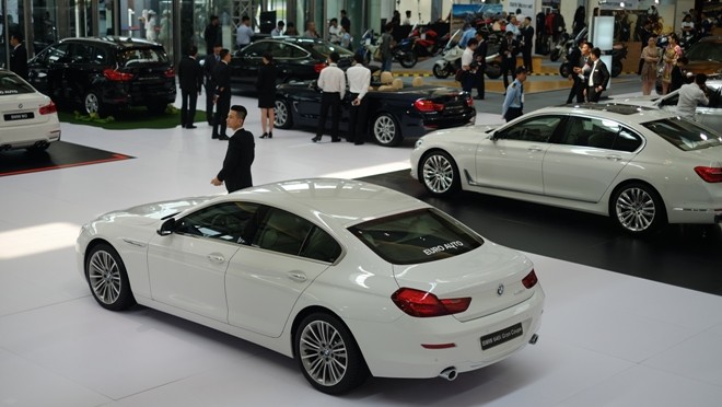 Hơn 100 xe được mua tại BMW World Vietnam 2016 - ảnh 1