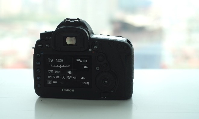 Canon 5D Mark IV bất ngờ xuất hiện tại Việt Nam - ảnh 2