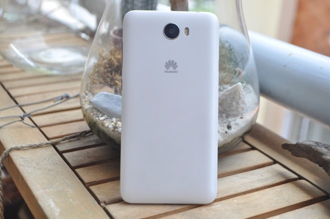 Trên tay Huawei Y5II giá 2,2 triệu đồng - ảnh 1