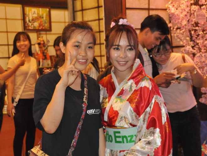 Giới trẻ Cần Thơ “thích thú” với trang phục Kimono - ảnh 3