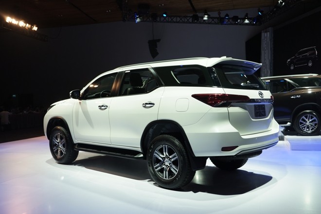 Toyota Fortuner 2017 đang khiến đối thủ ‘lo sợ’? - ảnh 3