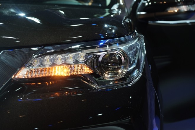 Toyota Fortuner 2017 đang khiến đối thủ ‘lo sợ’? - ảnh 4