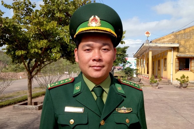 Lính biên phòng giắt bánh chưng đi tuần tra biên giới - ảnh 4