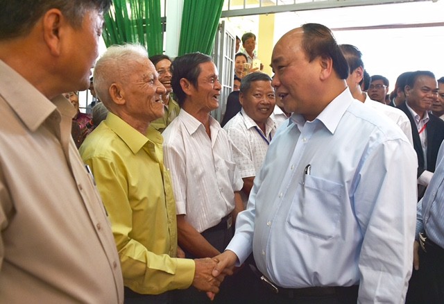 Thủ tướng Nguyễn Xuân Phúc thăm đồng bào Tây Nguyên - ảnh 1