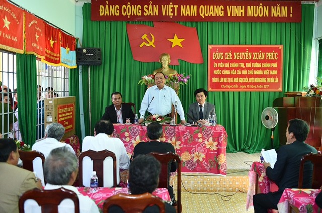 Thủ tướng Nguyễn Xuân Phúc thăm đồng bào Tây Nguyên - ảnh 2