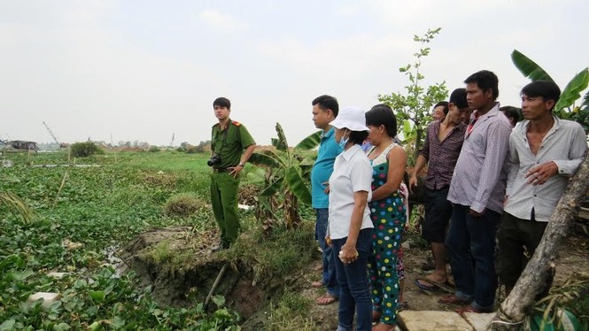 Đi câu cá, hoảng hồn phát hiện xác cô gái trẻ trên sông - ảnh 1