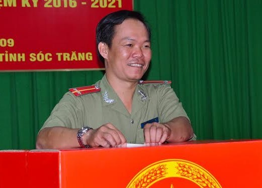 Những chiến sĩ trẻ lần đầu tiên đi bầu cử - ảnh 2