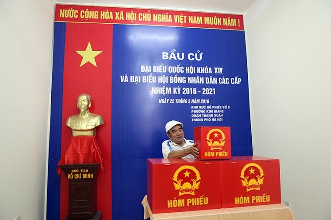 Các điểm bỏ phiếu sẵn sàng trước giờ G - ảnh 6
