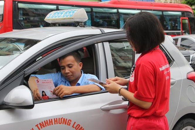 Hành trình đỏ: Kết nối tình người trên đất mỏ - ảnh 1