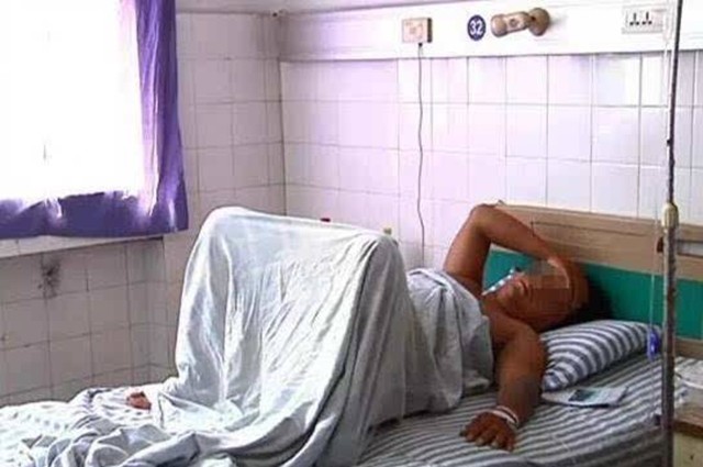 Thiếu niên 17 tuổi gãy xương vì bắt chước VĐV Olympic nhảy cầu cao 25m - ảnh 1
