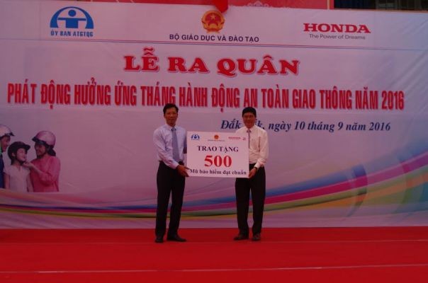 Đắk Lắk: Ra quân 'Tháng hành động an toàn giao thông' - ảnh 2