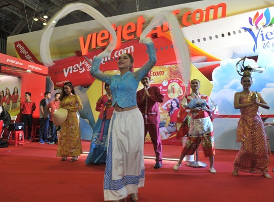 Vietjet nổi bật tại Hội chợ du lịch quốc tế TP.HCM 2016 - ảnh 4