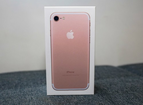 iPhone 7 tại Việt Nam bị đẩy giá lên hàng chục triệu đồng - ảnh 1