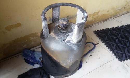Người đàn ông cháy như ngọn đuốc khi bình gas phát hỏa - ảnh 1
