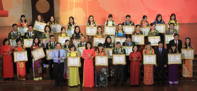 33 nhà giáo tiêu biểu nhận giải thưởng Võ Trường Toản năm 2016 - ảnh 4